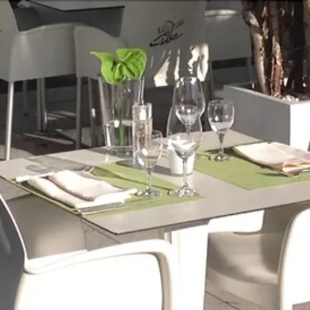 Und Garni Eurode Live Aparthotel 3*